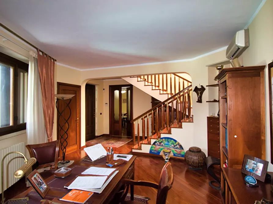 Immagine 11 di Villa in vendita  a Galatone