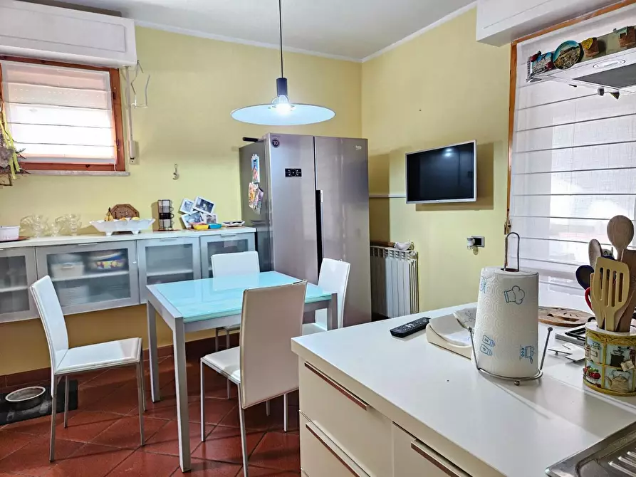 Immagine 4 di Casa bifamiliare in vendita  a San Giuliano Terme