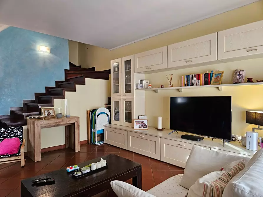Immagine 5 di Casa bifamiliare in vendita  a San Giuliano Terme