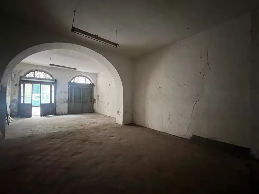 Immagine 20 di Magazzino in vendita  a Fucecchio