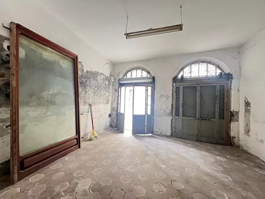 Immagine 22 di Magazzino in vendita  a Fucecchio