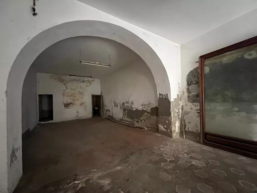 Immagine 3 di Magazzino in vendita  a Fucecchio