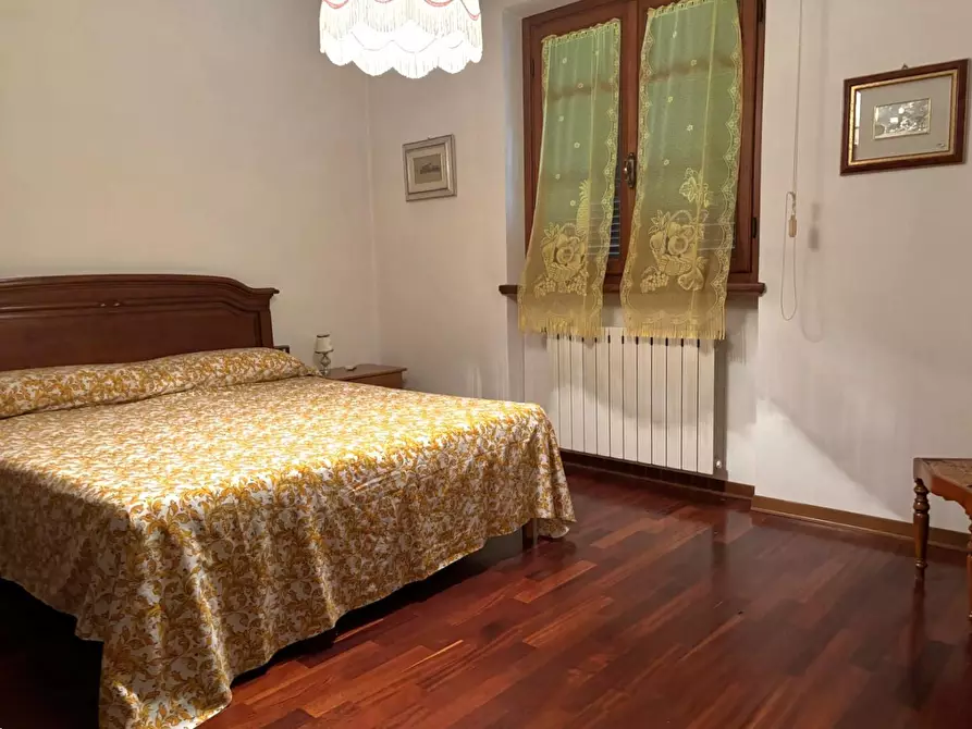 Immagine 14 di Villa in vendita  a Camaiore