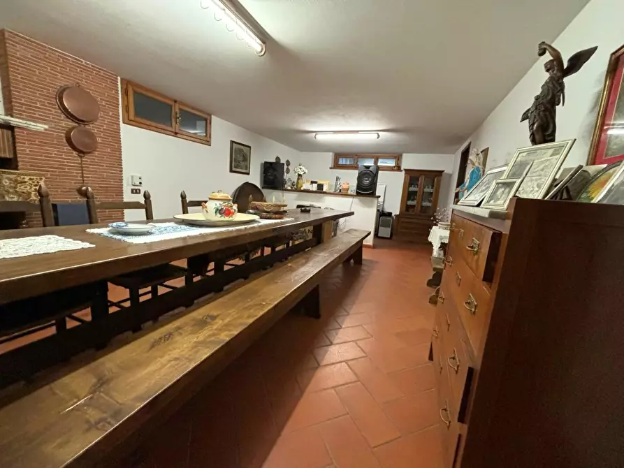 Immagine 22 di Villa in vendita  a Camaiore