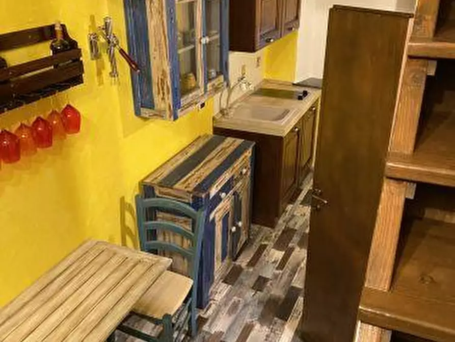 Immagine 1 di Appartamento in vendita  a Lerici