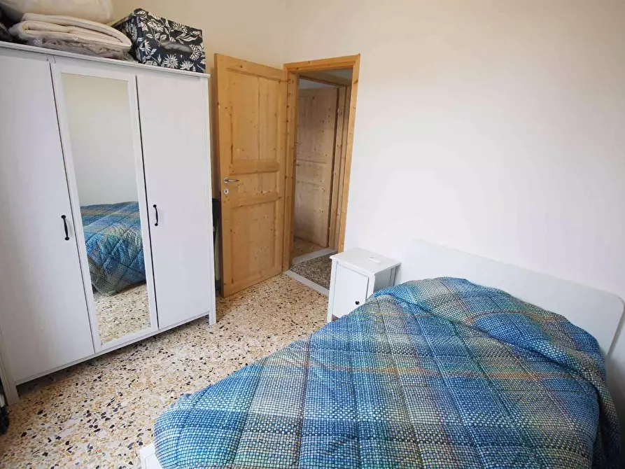 Immagine 21 di Villetta a schiera in vendita  a Capraia E Limite