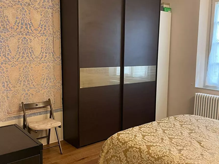 Immagine 10 di Appartamento in vendita  a Lucca