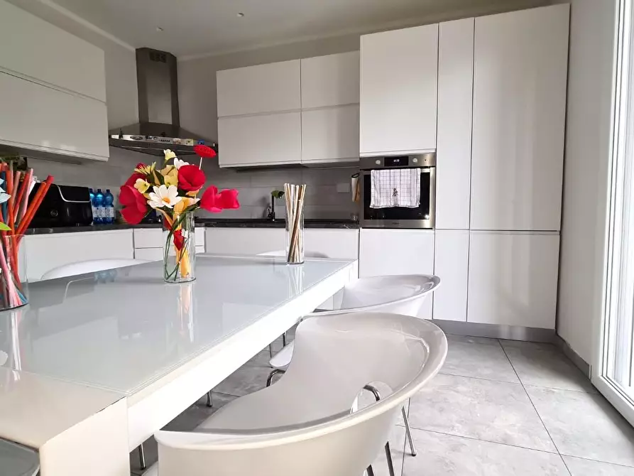 Immagine 1 di Villetta a schiera in vendita  a Montopoli In Val D'arno