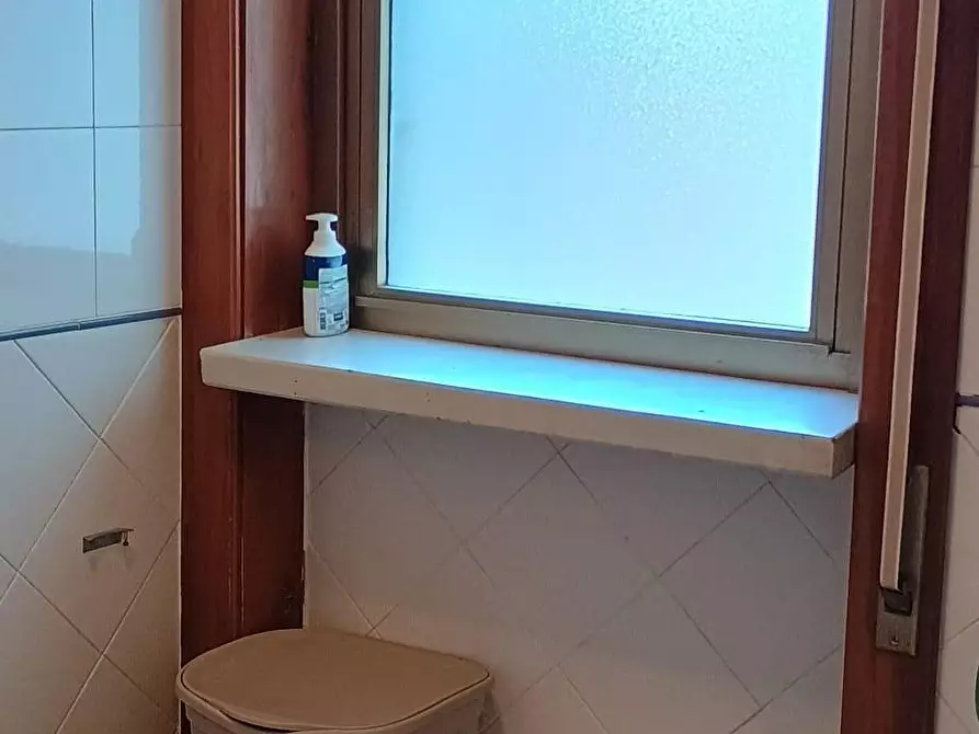 Immagine 14 di Appartamento in vendita  a Viareggio