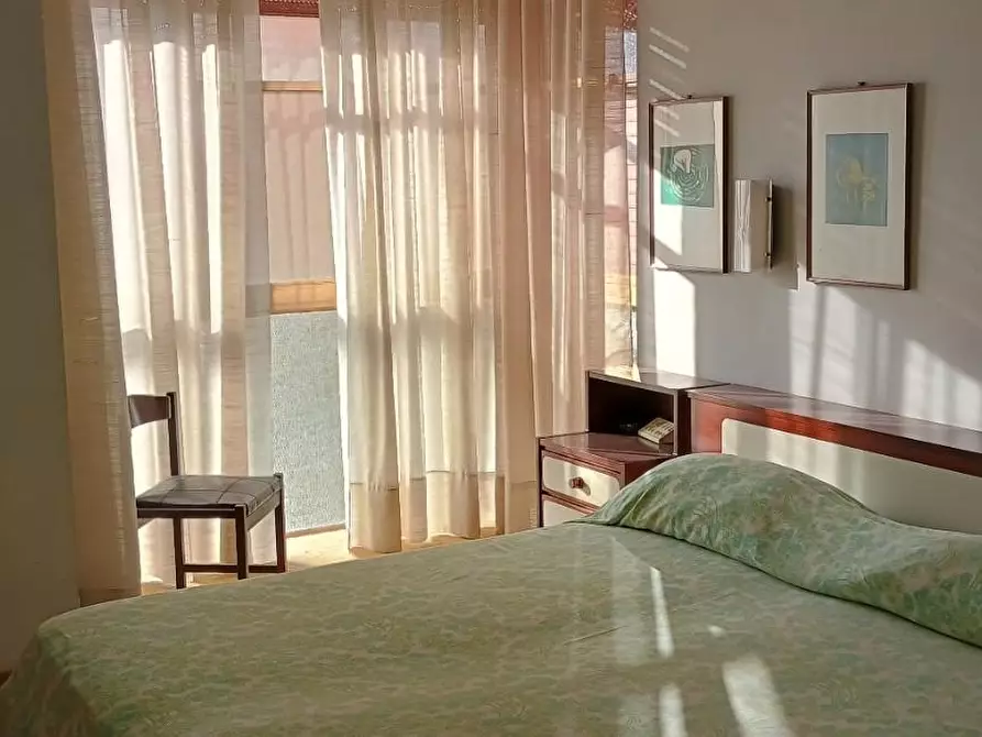 Immagine 51 di Appartamento in vendita  a Viareggio