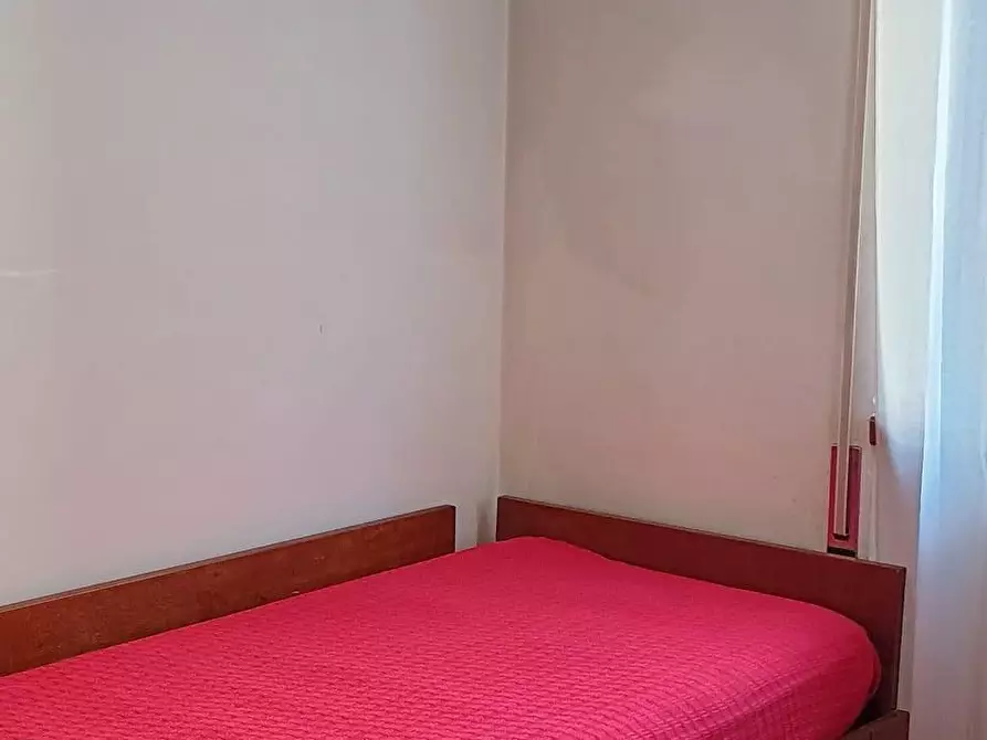 Immagine 10 di Appartamento in vendita  a Viareggio