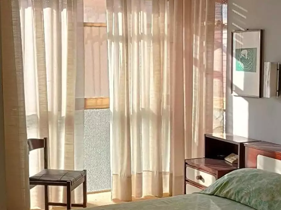 Immagine 52 di Appartamento in vendita  a Viareggio