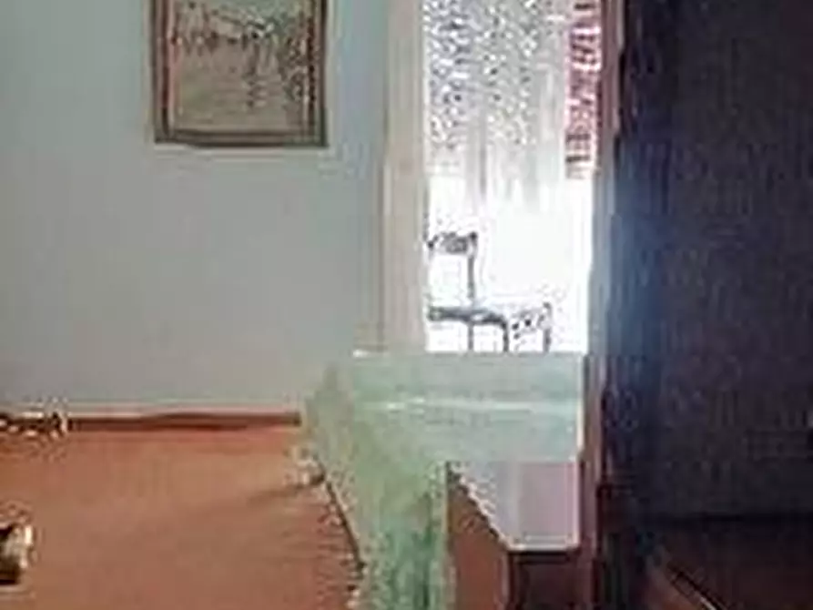 Immagine 50 di Appartamento in vendita  a Viareggio