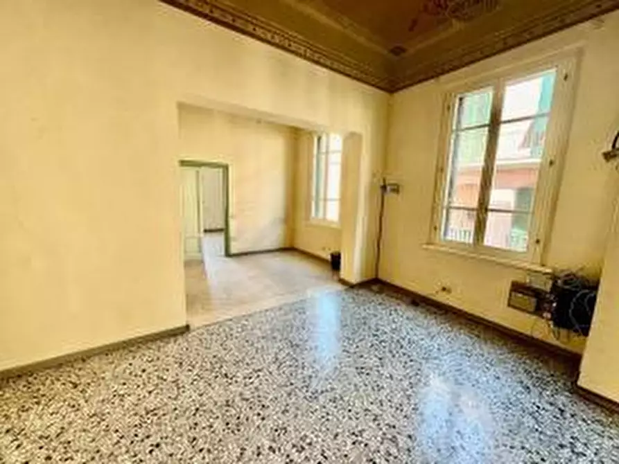 Immagine 5 di Ufficio in affitto  a Pontedera