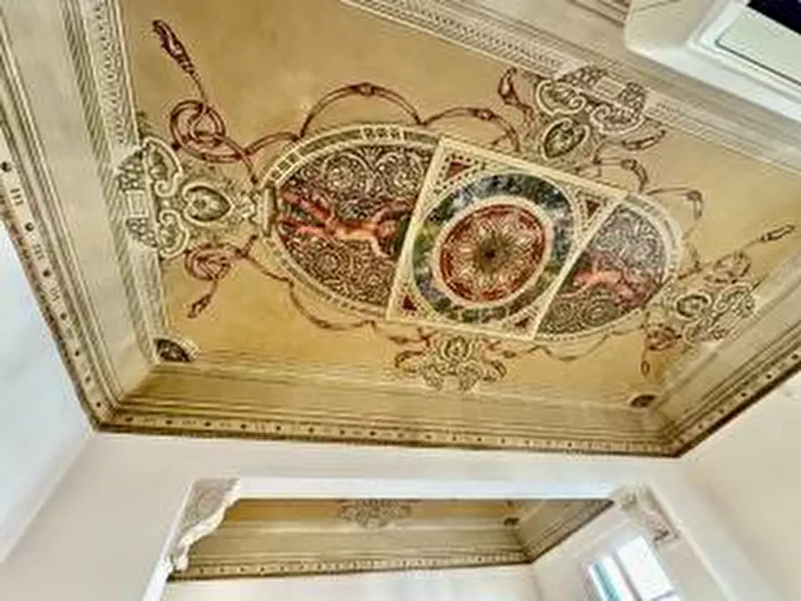 Immagine 9 di Ufficio in affitto  a Pontedera