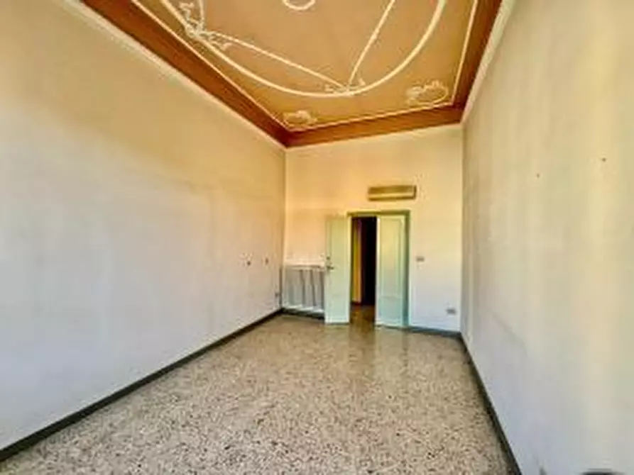 Immagine 6 di Ufficio in affitto  a Pontedera