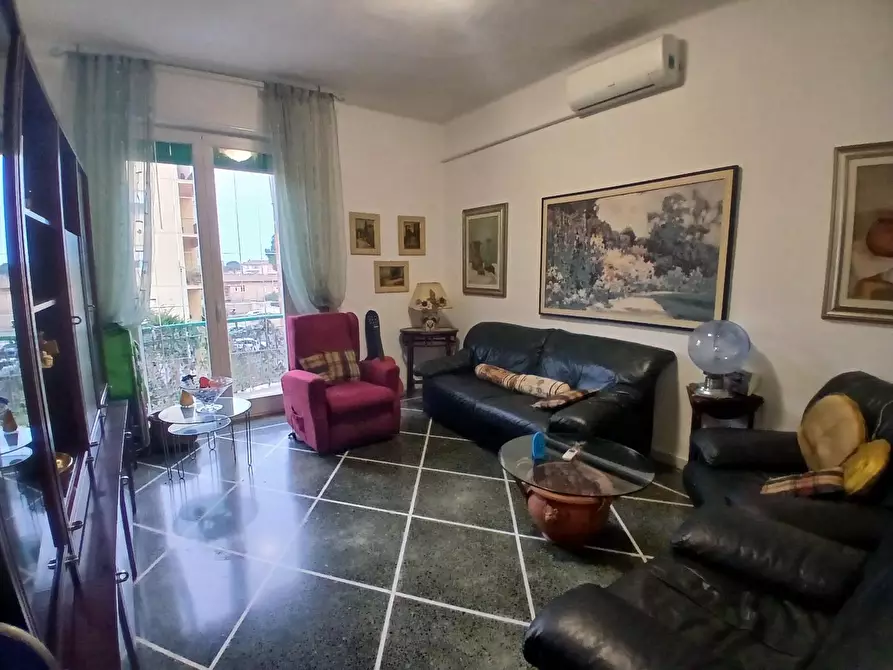 Immagine 1 di Appartamento in vendita  a Livorno