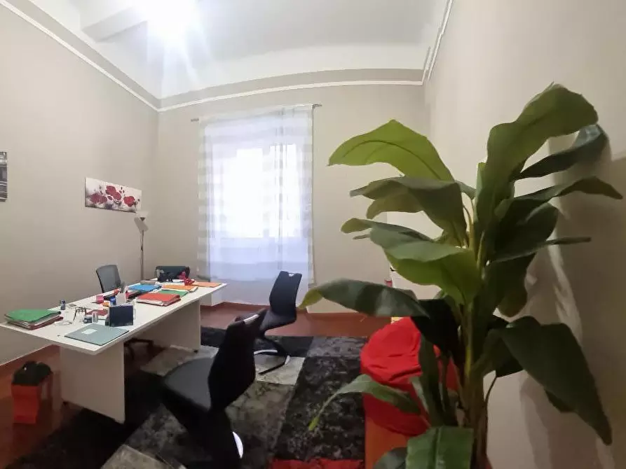 Immagine 12 di Appartamento in vendita  a Livorno