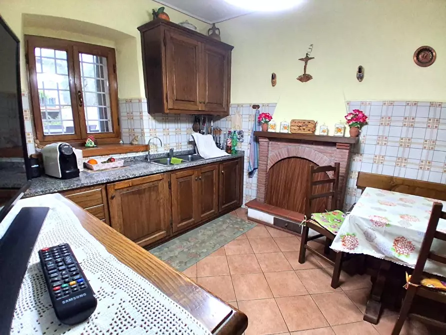 Immagine 11 di Casa semindipendente in vendita  a Capannori