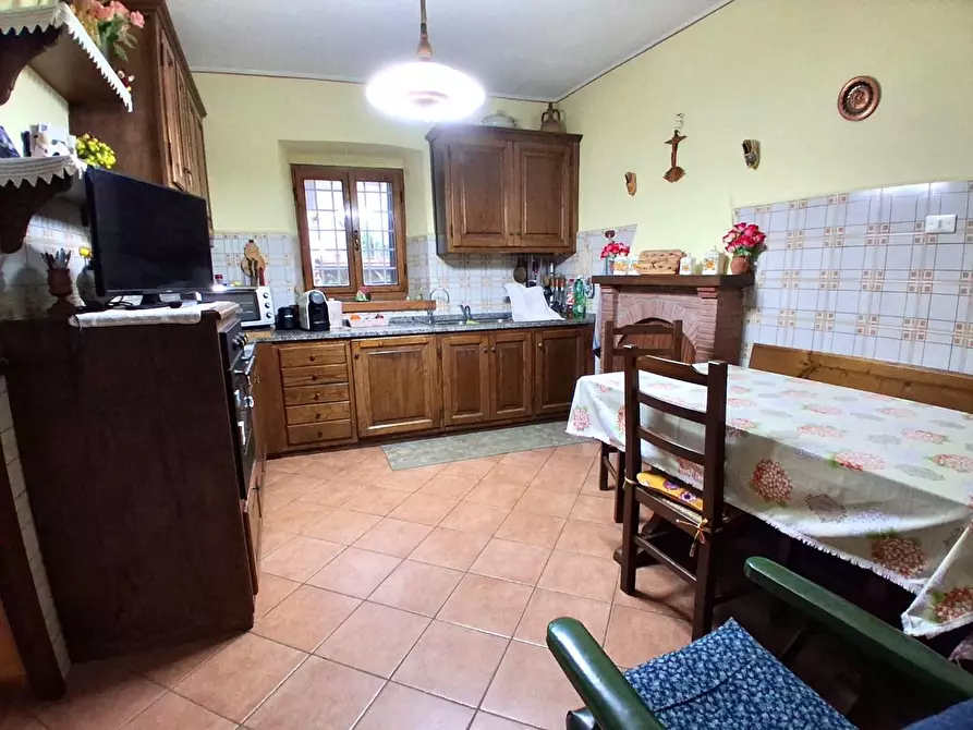 Immagine 12 di Casa semindipendente in vendita  a Capannori