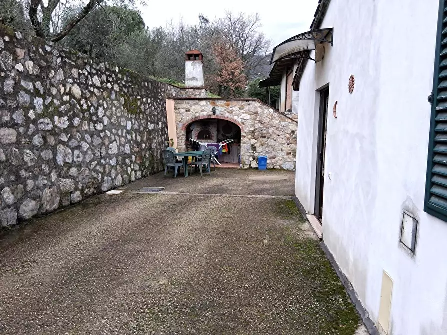 Immagine 8 di Casa semindipendente in vendita  a Capannori