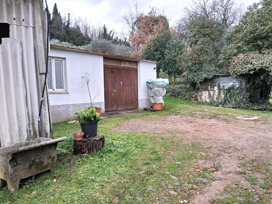 Immagine 33 di Casa semindipendente in vendita  a Capannori