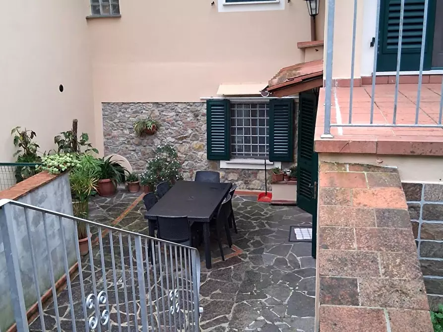 Immagine 3 di Casa semindipendente in vendita  a Capannori