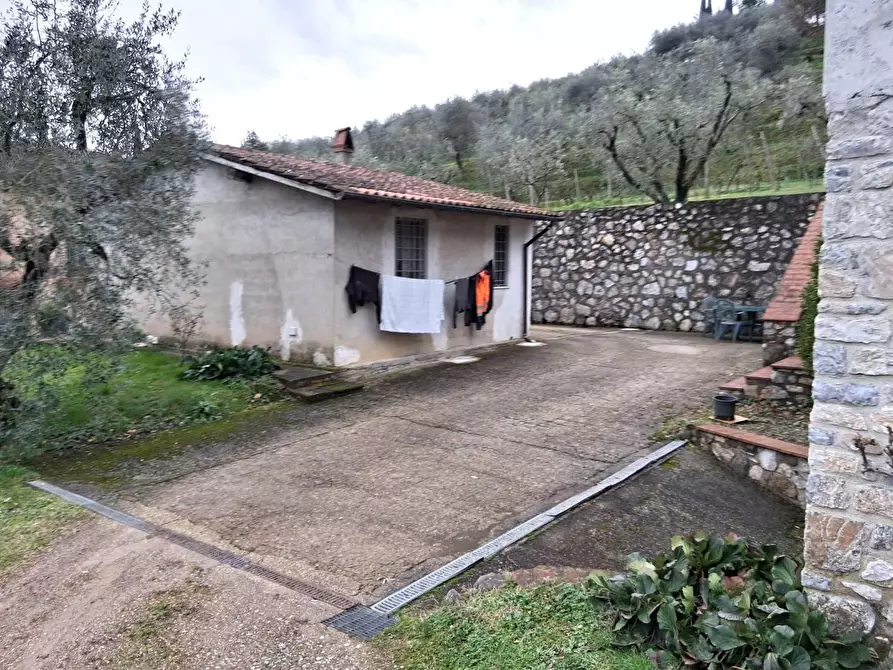 Immagine 9 di Casa semindipendente in vendita  a Capannori