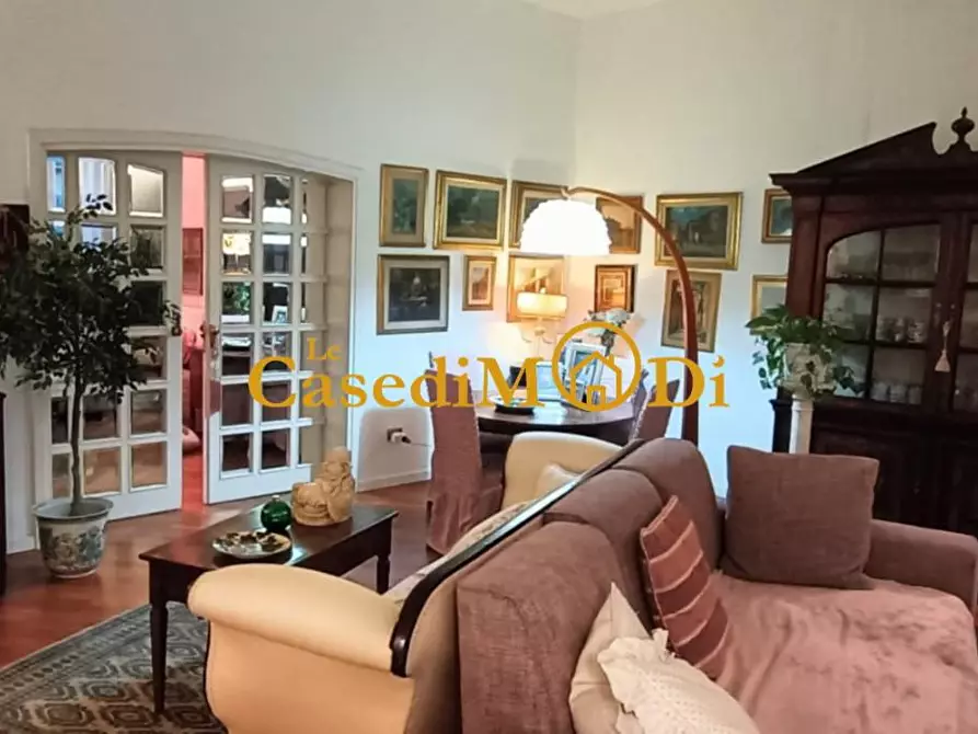 Immagine 1 di Appartamento in vendita  a Livorno