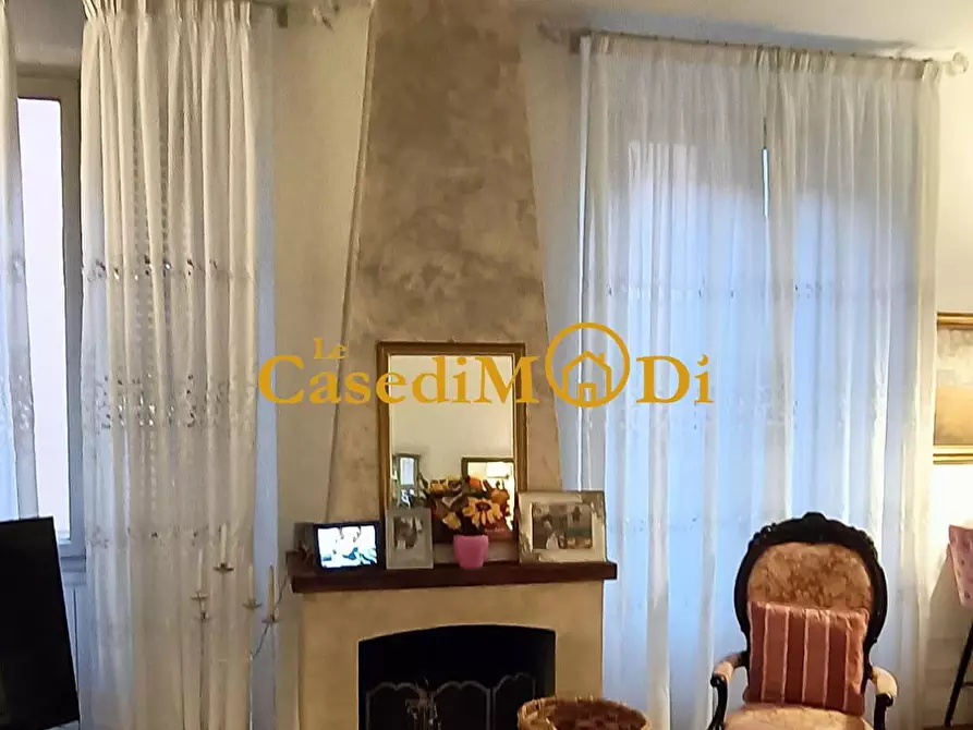 Immagine 4 di Appartamento in vendita  a Livorno