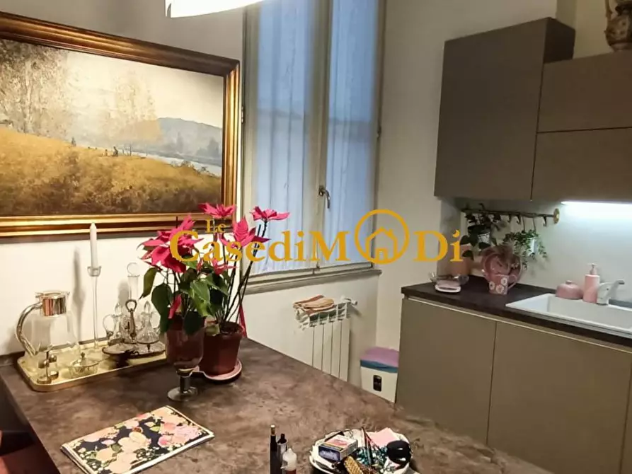 Immagine 9 di Appartamento in vendita  a Livorno