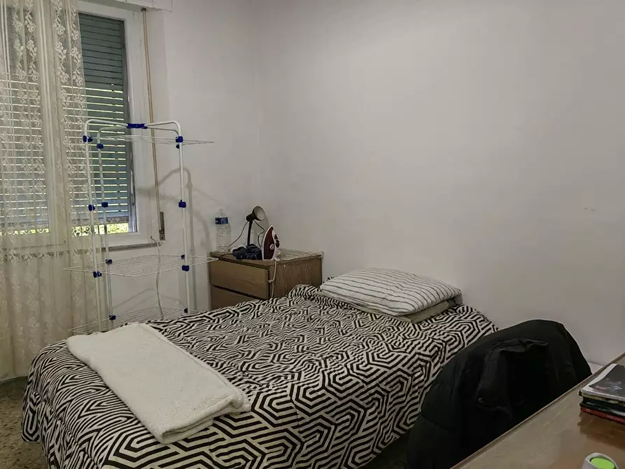 Immagine 10 di Appartamento in vendita  a Siena