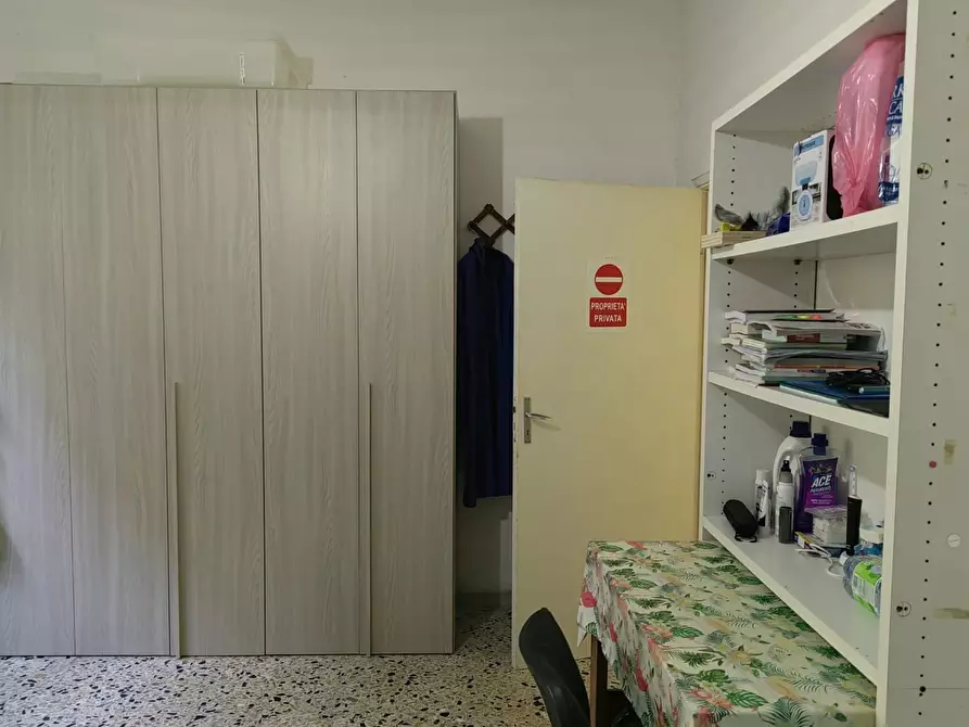 Immagine 16 di Appartamento in vendita  a Siena