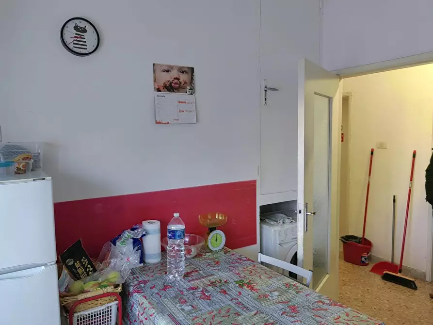 Immagine 4 di Appartamento in vendita  a Siena