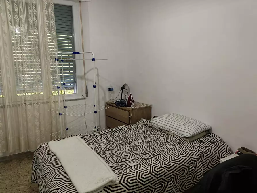 Immagine 14 di Appartamento in vendita  a Siena