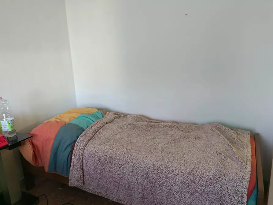 Immagine 24 di Appartamento in vendita  a Siena