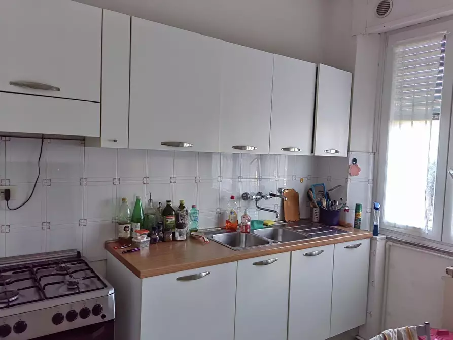 Immagine 2 di Appartamento in vendita  a Siena