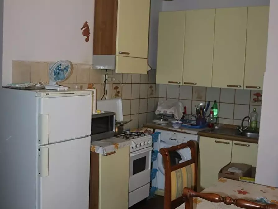 Immagine 2 di Appartamento in vendita  a Cecina