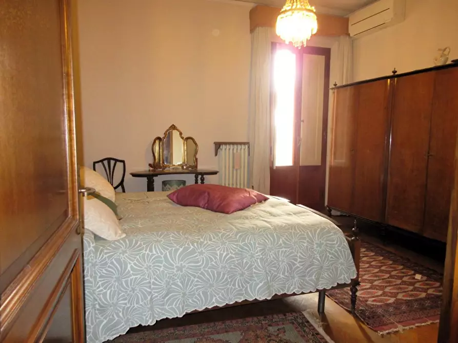 Immagine 9 di Appartamento in vendita  a Empoli