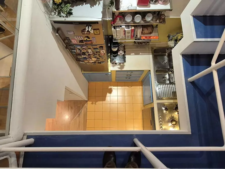 Immagine 87 di Mansarda in vendita  a Viareggio