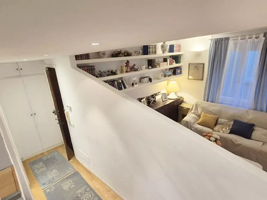 Immagine 30 di Mansarda in vendita  a Viareggio