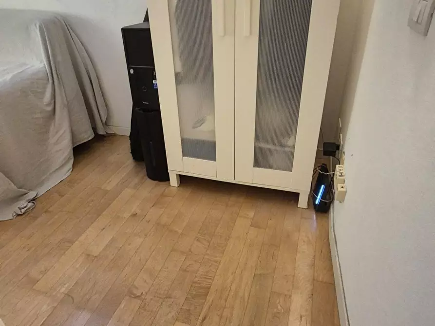 Immagine 60 di Mansarda in vendita  a Viareggio