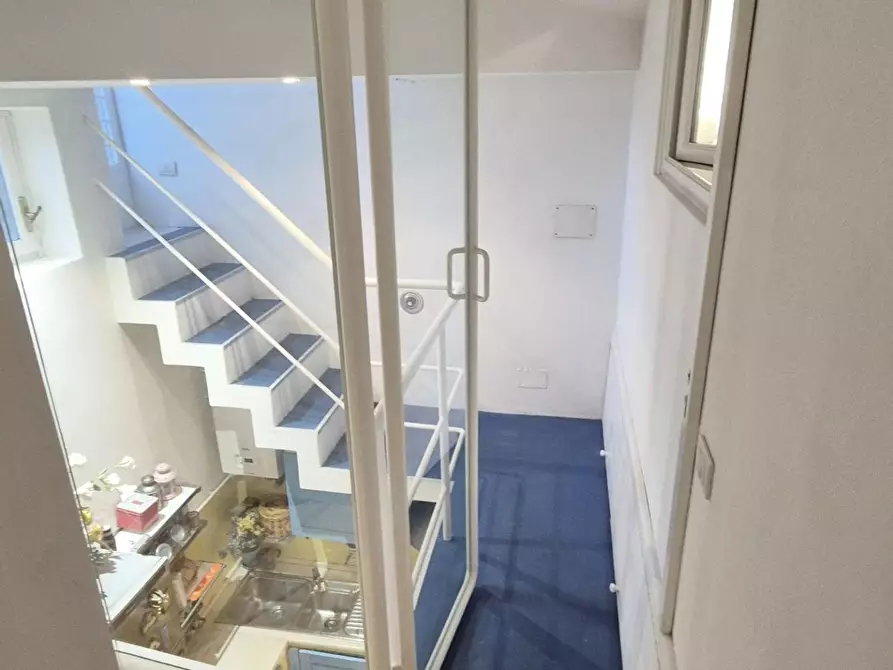 Immagine 68 di Mansarda in vendita  a Viareggio