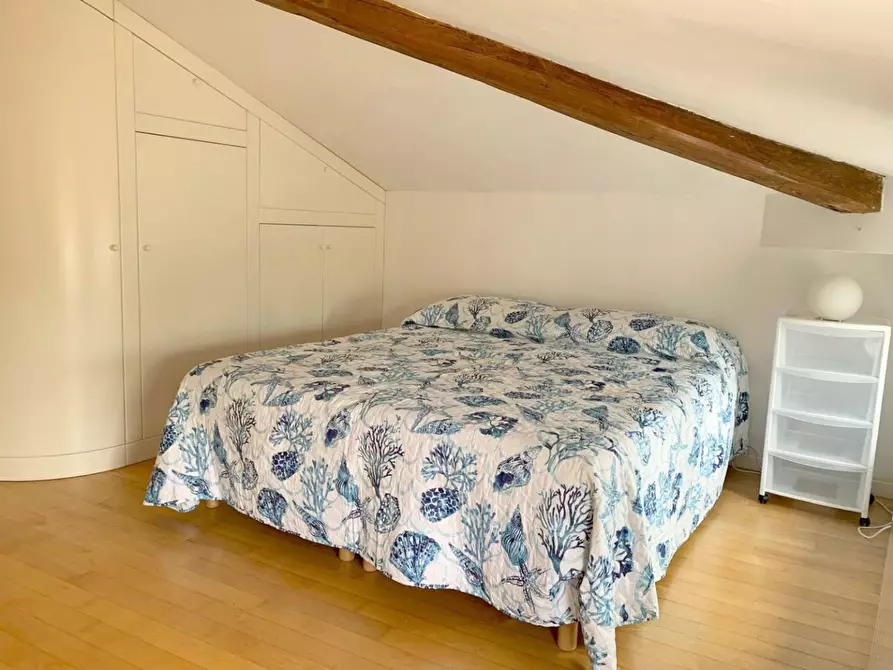 Immagine 52 di Mansarda in vendita  a Viareggio