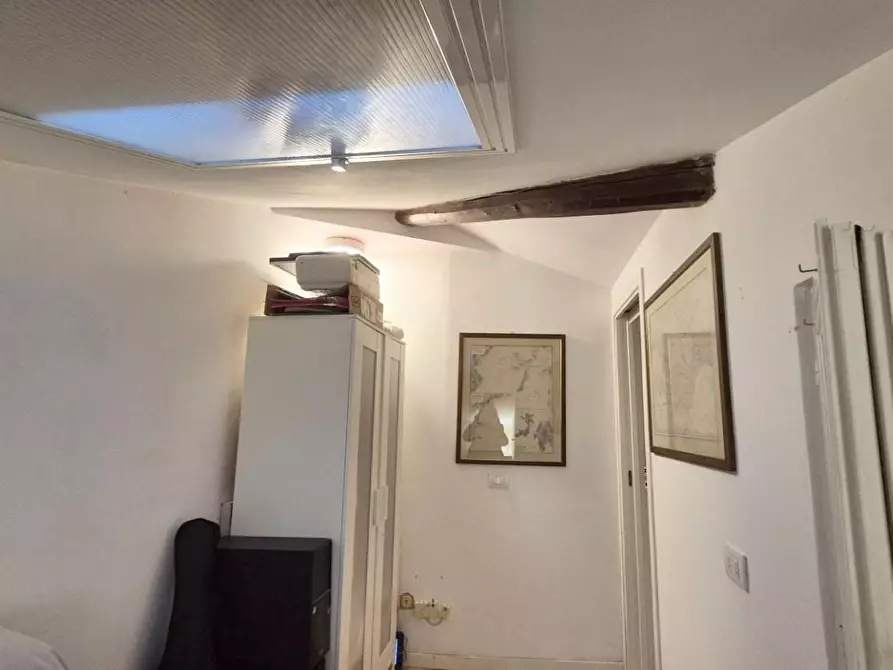 Immagine 66 di Mansarda in vendita  a Viareggio