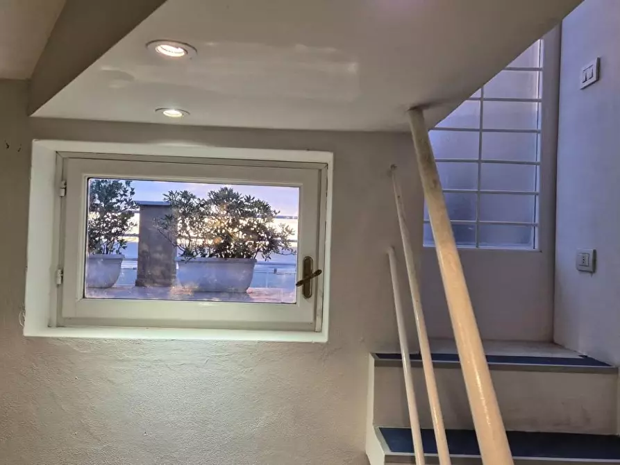 Immagine 73 di Mansarda in vendita  a Viareggio