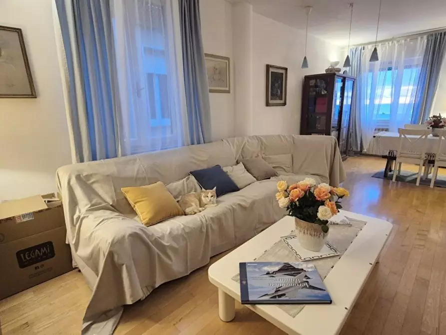 Immagine 10 di Mansarda in vendita  a Viareggio