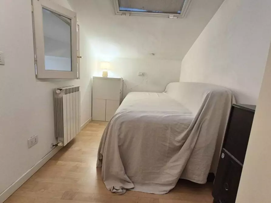 Immagine 62 di Mansarda in vendita  a Viareggio