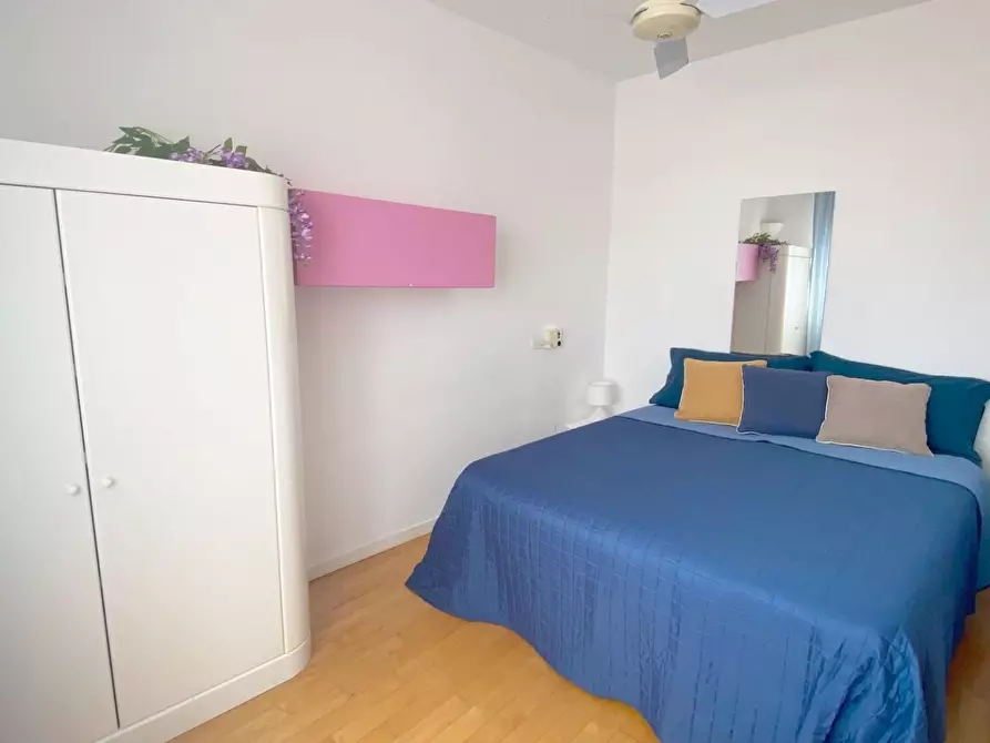 Immagine 47 di Mansarda in vendita  a Viareggio