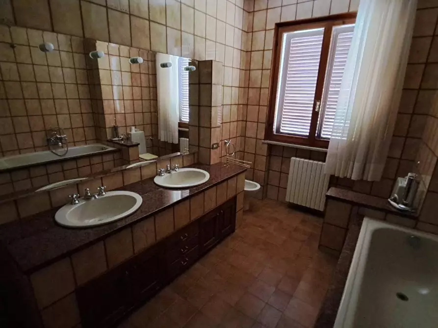 Immagine 24 di Appartamento in vendita  a Peccioli